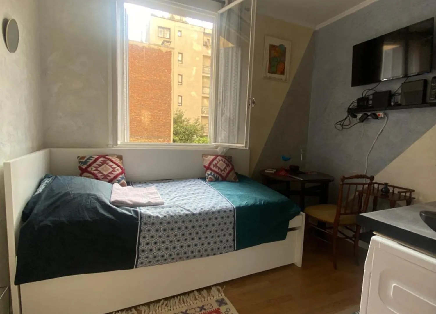 Apartment Charming Arty Studio Paris France